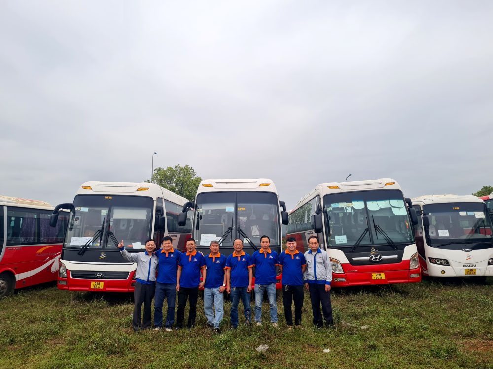 thuê xe 29 tại JAC
