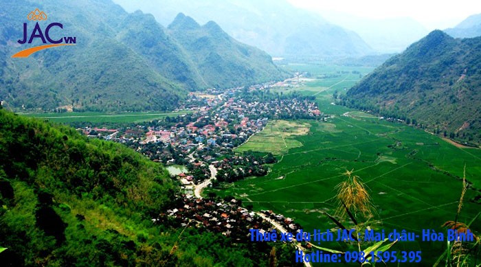 Du lịch Mai Châu Hòa Bình đặc biệt là Bản Lác Mai Châu là một lựa chọn tuyệt vời cho một chuyến du lịch ngắn ngày gần Hà Nội.