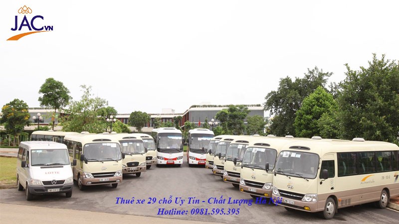 Thuê xe du lịch 29 chỗ Hà Nội Hyundai County với rất nhiều lợi ích khác nhau