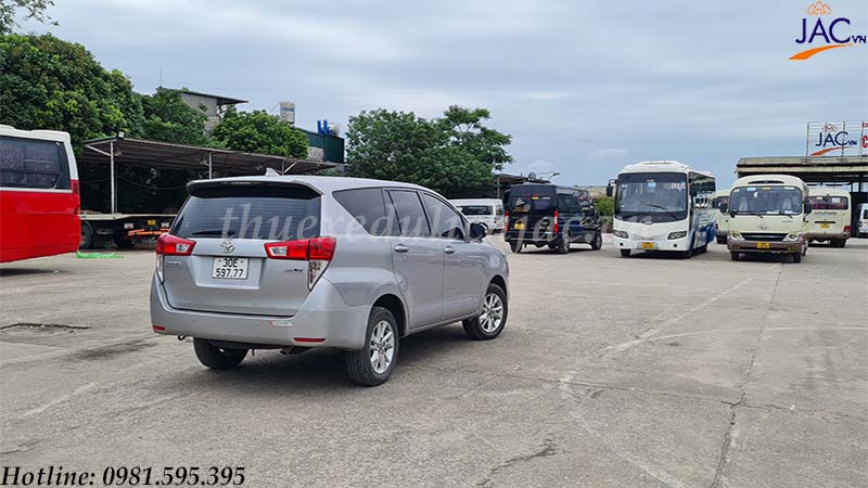 Thuê xe 7 chỗ theo tháng uy tín tại Hà Nội
