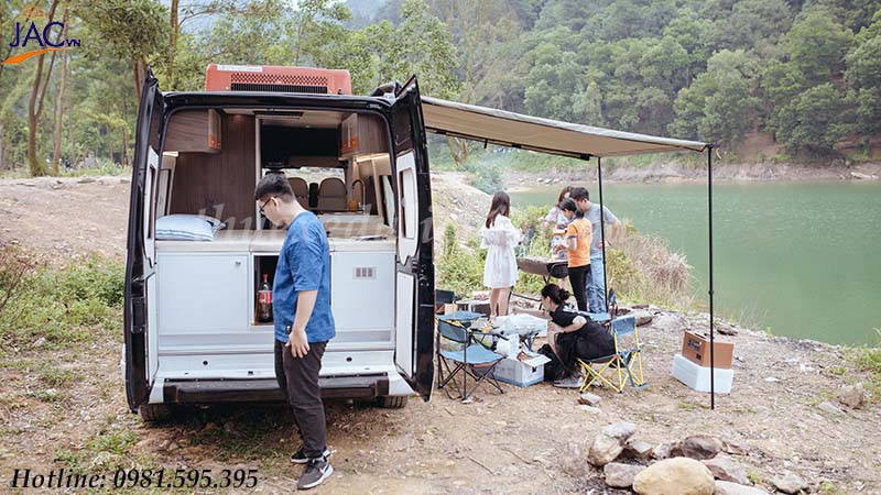 Thuê xe du lịch 16 chỗi Hà Nội tại JAC-Trải nghiệm cắm trại mới mẻ cùng xe Mobihome