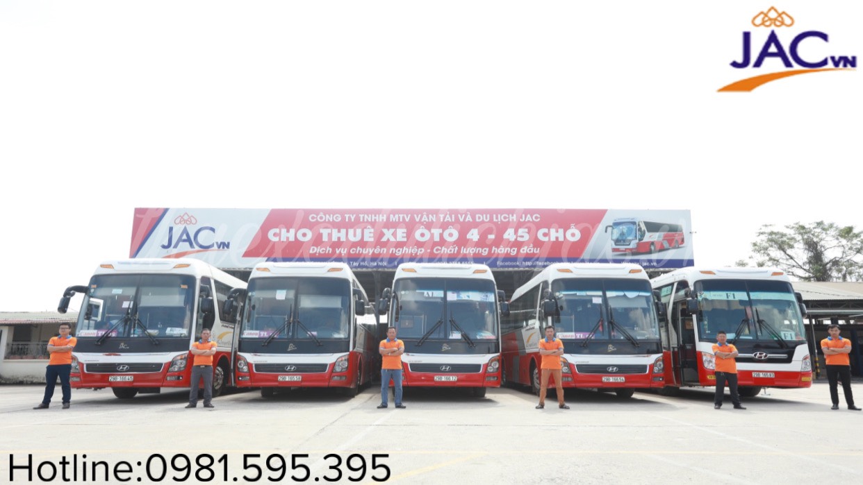 Dịch vụ thuê xe theo tháng 4 – 45 chỗ tại Hà Nội