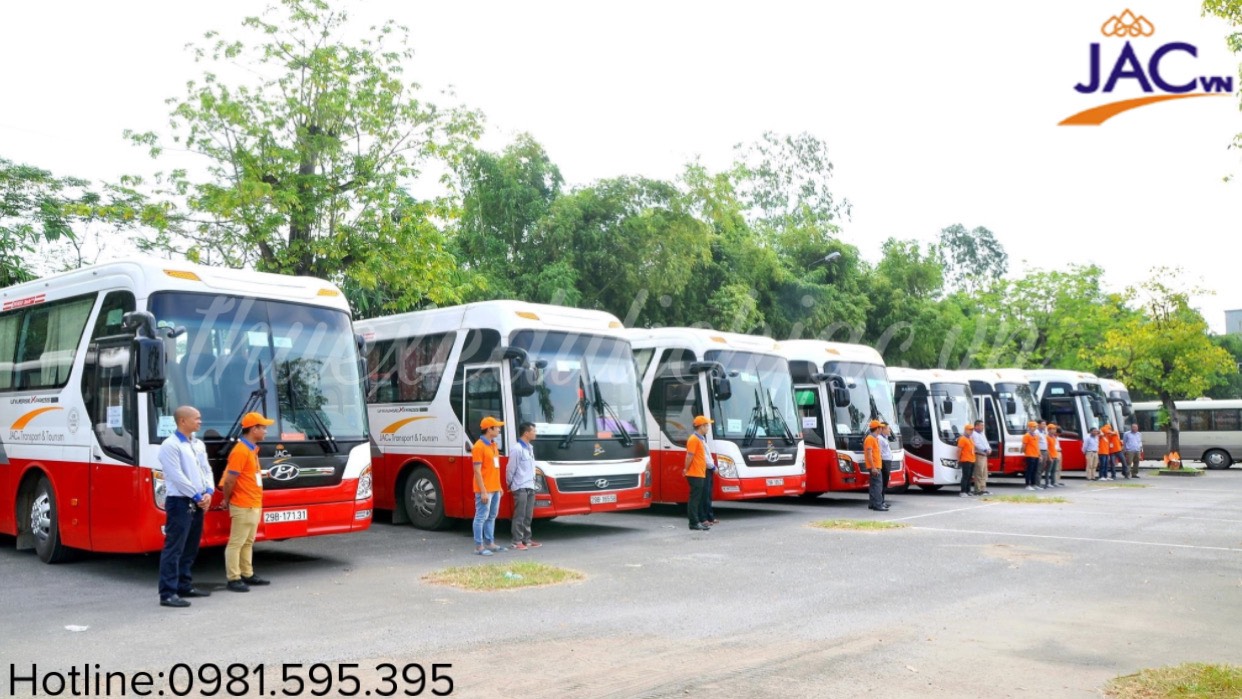 Thuê xe du lịch 4 – 45 chỗ đi Thiên đường Bảo Sơn giá rẻ tại Hà Nội