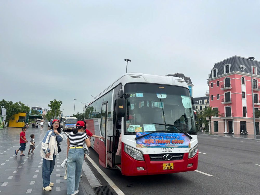 thuê xe du lịch