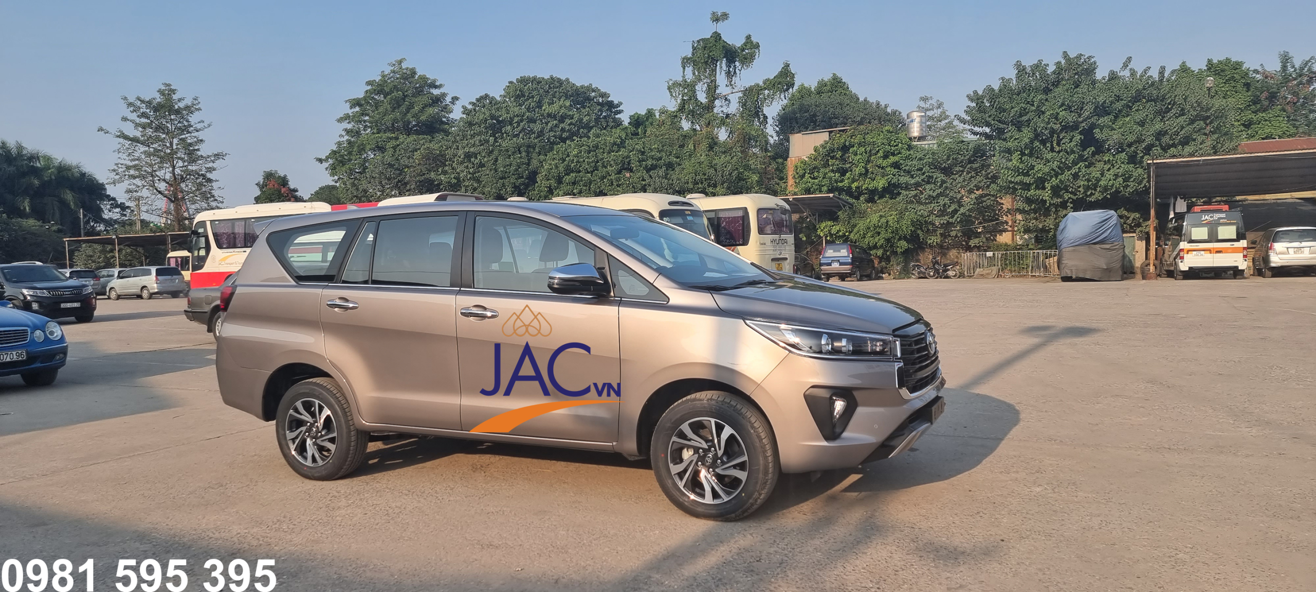 Thuê Xe 7 Chỗ – Thuê Xe Đưa Đón Sân Bay Giá Rẻ Tại JAC