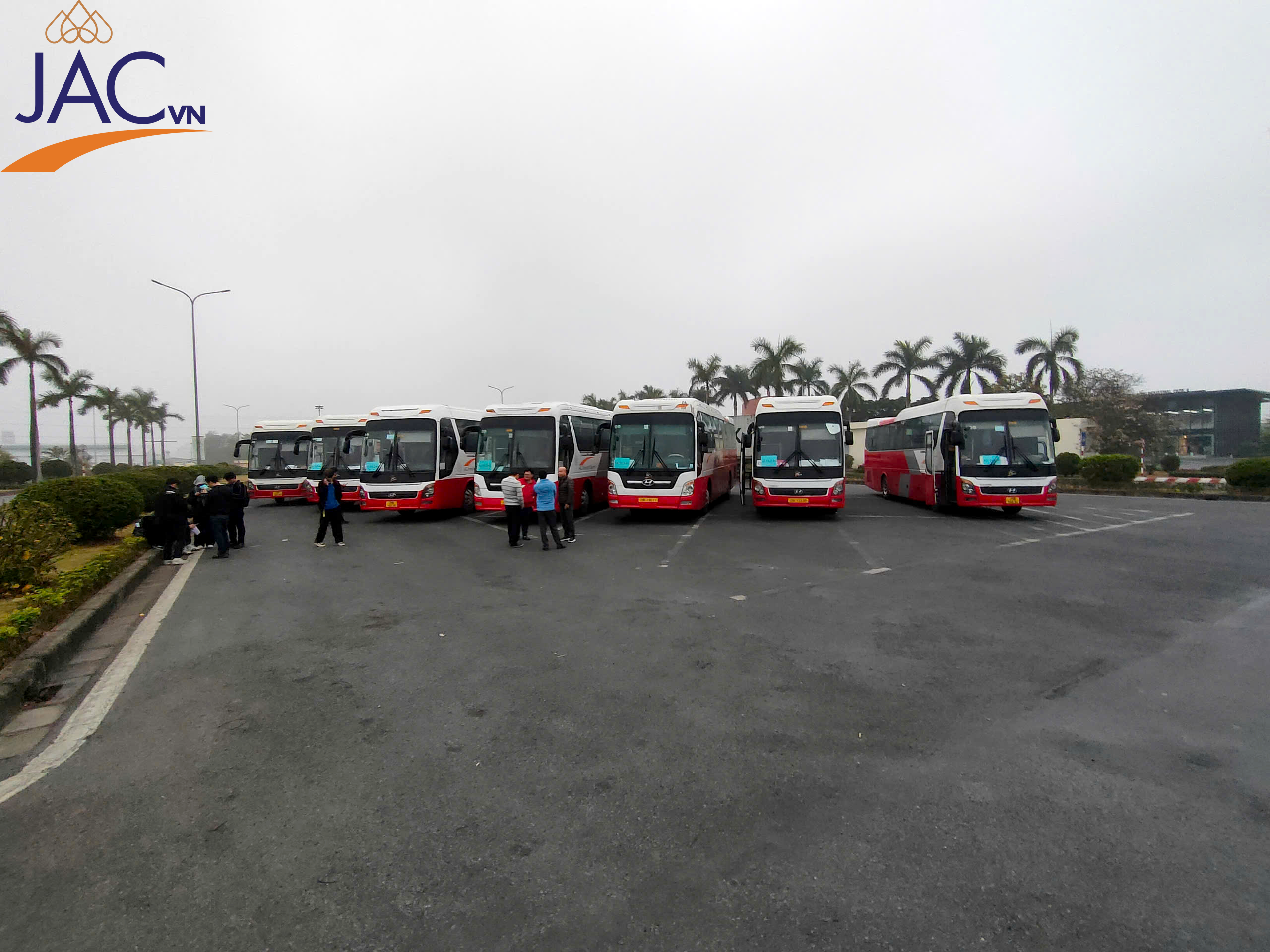 Thuê Xe Hợp Đồng Dài Hạn – Giải Pháp Tiết Kiệm & Tiện Lợi Cho Doanh Nghiệp